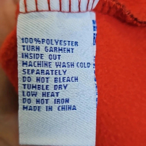 RED WINGS SWEATSHIRT - Picture 7 of 8